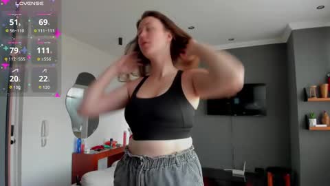 Twiix online show from 10/27/25, 02:32