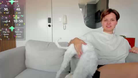 Twiix online show from 11/21/25, 05:44