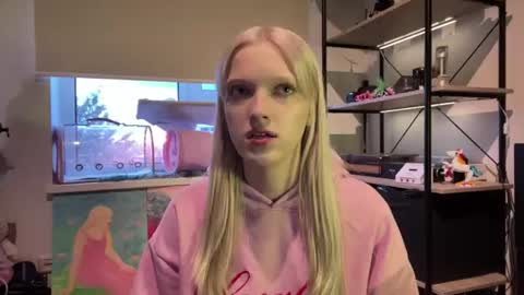 Ariela online show from 06/16/26, 07:27