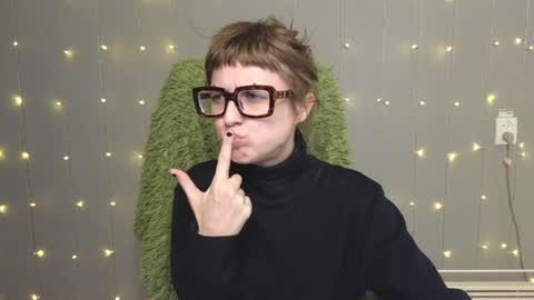 Snapshot of kortny_yo chatting on 12/14/24, 08:29 Kortny online show from 12/14/24, 08:29