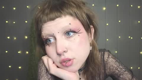 Snapshot of kortny_yo chatting on 01/16/25, 11:37 Kortny online show from 01/16/25, 11:37