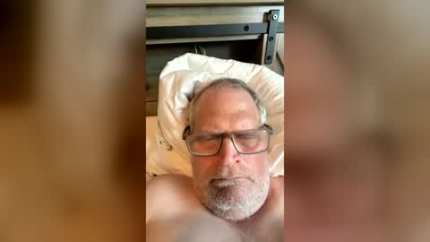 Snapshot of korysmith568 chatting on 07/19/26, 04:00 korysmith568 online show from 07/19/26, 04:00