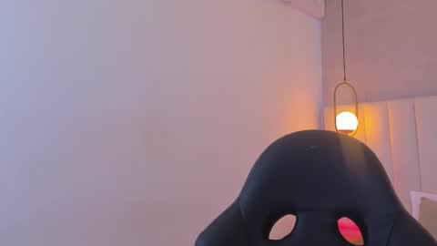 K O S M I C online show from 02/06/26, 01:36