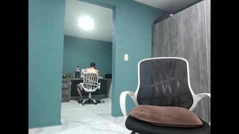 Snapshot of koto420 chatting on 02/27/25, 05:45 Koto Bombon online show from 02/27/25, 05:45