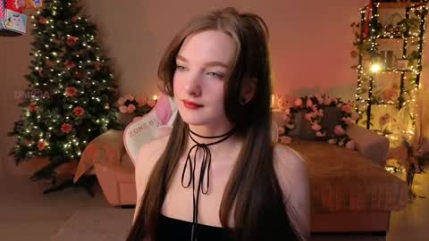 Kottyaa cb FOLLOWING  online show from 12/13/24, 08:15