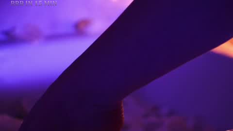 Kottyaa cb FOLLOWING  online show from 12/15/24, 05:13