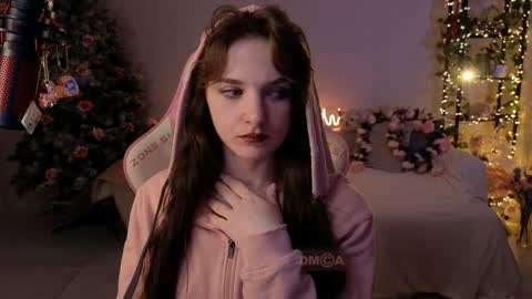 Kottyaa cb FOLLOWING  online show from 12/20/24, 01:36