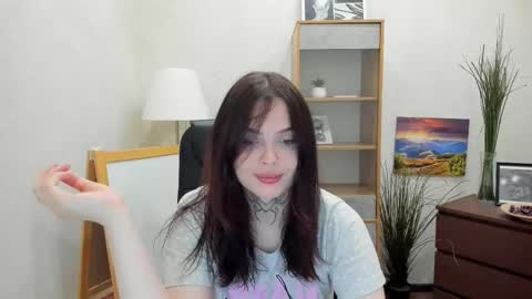 Snapshot of kotysexykitty chatting on 12/19/25, 03:19 Ariel online show from 12/19/25, 03:19