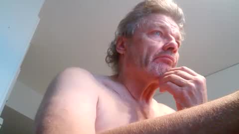 kovapoika online show from 10/05/25, 08:34