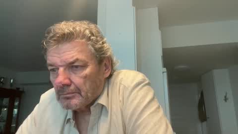 kovapoika online show from 10/12/25, 07:51