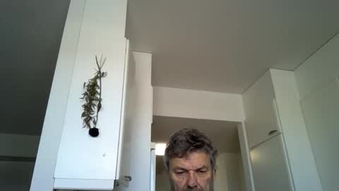 kovapoika online show from 02/06/26, 08:51