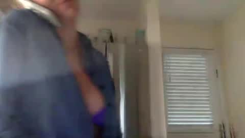 Snapshot of koyoteej chatting on 03/01/25, 10:42 koyoteej online show from 03/01/25, 10:42