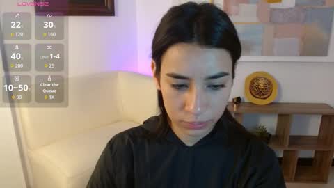 Elizabeth online show from 12/03/25, 12:25