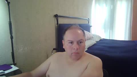 Snapshot of kp_101 chatting on 11/08/25, 05:12 kp_101 online show from 11/08/25, 05:12