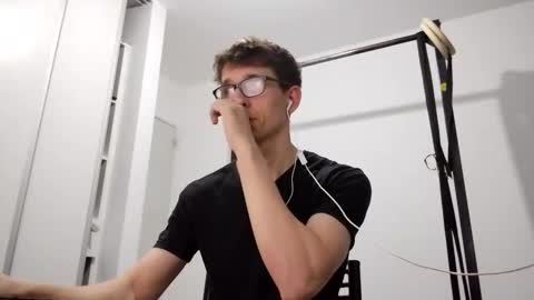 Facu online show from 02/17/26, 06:10