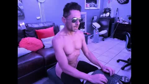 kr2k20005 online show from 02/18/25, 12:39