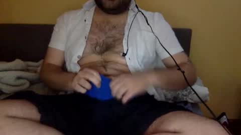 kr4k3n_ online show from 10/21/25, 05:02