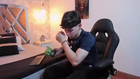 Kraven online show from 03/24/26, 03:22