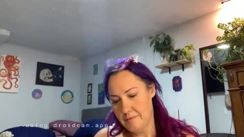 kreamyk420 online show from 12/19/25, 04:58