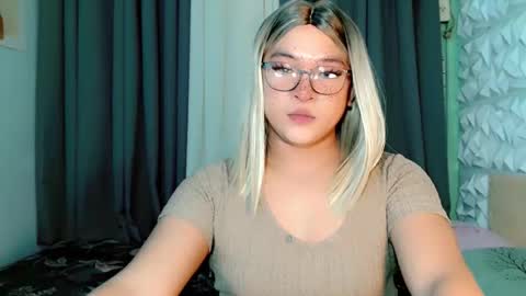 Snapshot of krezikeed chatting on 03/26/26, 08:42 krezikeed online show from 03/26/26, 08:42