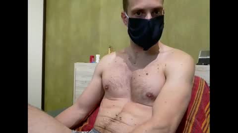 Snapshot of krikri3326 chatting on 12/28/24, 09:40 cricri2633 online show from 12/28/24, 09:40