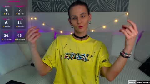 Snapshot of kris_167 chatting on 02/07/25, 09:15 Kris online show from 02/07/25, 09:15