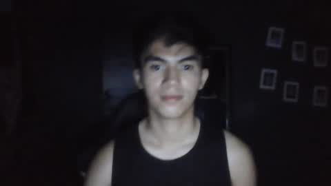 Snapshot of kris_angel69 chatting on 12/14/25, 05:07 JA ME S online show from 12/14/25, 05:07