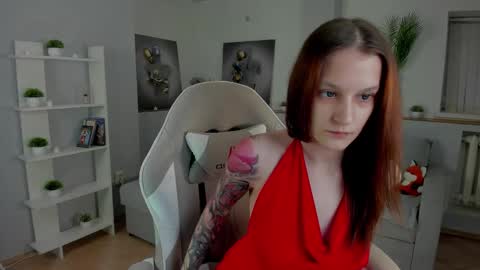 Snapshot of krisdoeil chatting on 11/26/25, 09:21 krisdoeil online show from 11/26/25, 09:21