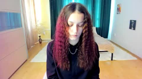 Snapshot of krisdoeill chatting on 04/20/26, 02:36 krisdoeill online show from 04/20/26, 02:36