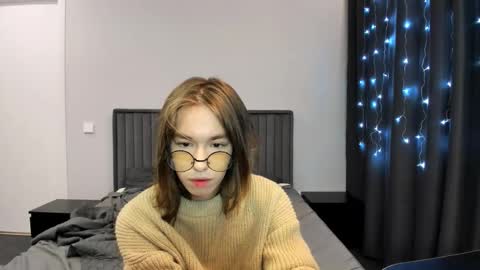 krisfemboy online show from 01/08/26, 02:19