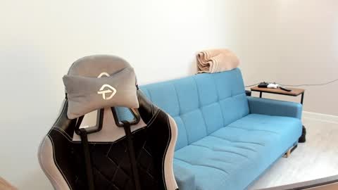 Snapshot of krishort chatting on 12/10/24, 10:38 krishort online show from 12/10/24, 10:38