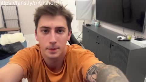 Snapshot of krishort chatting on 02/16/25, 05:48 krishort online show from 02/16/25, 05:48