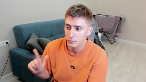 Snapshot of krishort chatting on 03/03/25, 02:37 krishort online show from 03/03/25, 02:37