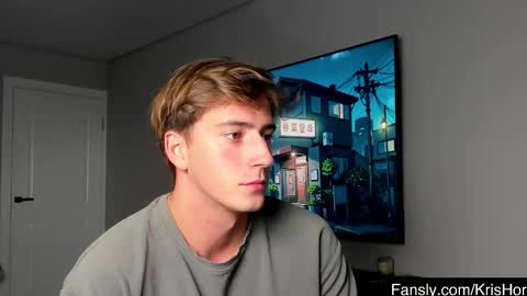 Snapshot of krishort chatting on 10/22/25, 10:26 krishort online show from 10/22/25, 10:26