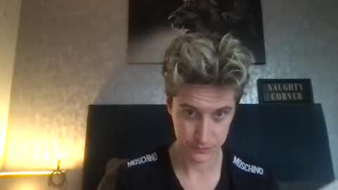 krisl77 online show from 04/01/26, 05:21