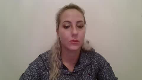 Snapshot of kriss_grace chatting on 10/07/25, 06:27 Grace online show from 10/07/25, 06:27