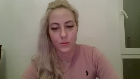 Snapshot of kriss_grace chatting on 02/23/26, 07:44 Grace online show from 02/23/26, 07:44