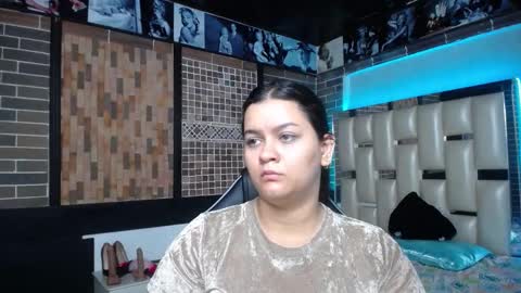 kriss_sweetboobs online show from 10/05/25, 11:19