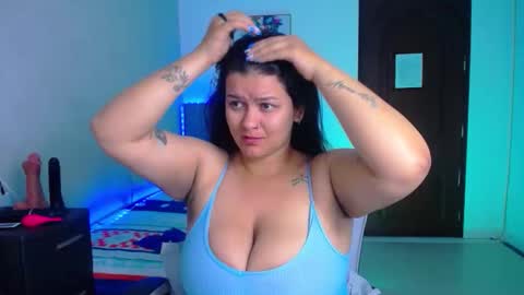 kriss_sweetboobs online show from 02/07/26, 12:20