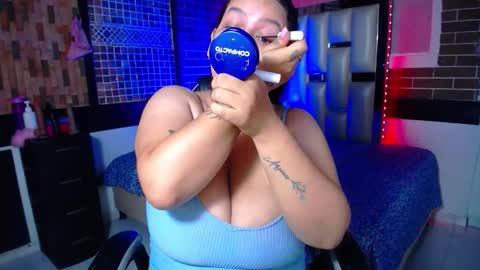 kriss_sweetboobs online show from 03/08/26, 11:58