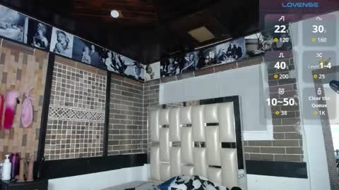 kriss_sweetboobs online show from 03/15/26, 11:38