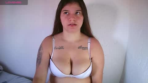 krissone online show from 02/05/26, 09:30