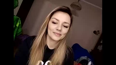 Snapshot of krisssexi chatting on 01/24/25, 02:41 KrissSexi online show from 01/24/25, 02:41