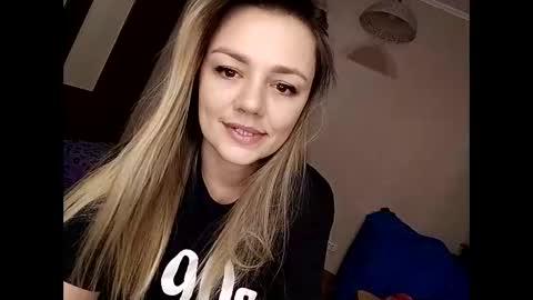 Snapshot of krisssexi chatting on 01/24/25, 07:39 KrissSexi online show from 01/24/25, 07:39