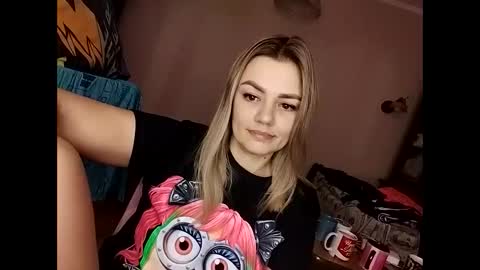 Snapshot of krisssexi chatting on 02/12/25, 11:40 KrissSexi online show from 02/12/25, 11:40