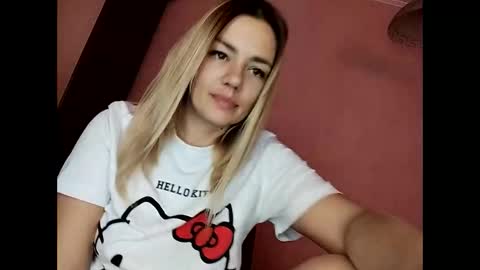 Snapshot of krisssexi chatting on 09/10/25, 11:54 KrissSexi online show from 09/10/25, 11:54