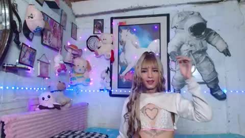 krisstal703358 online show from 03/05/26, 05:03