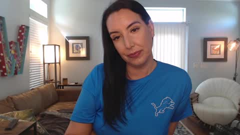 Krissy online show from 01/05/25, 07:49