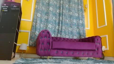 Thaterotic woman online show from 03/06/25, 09:03