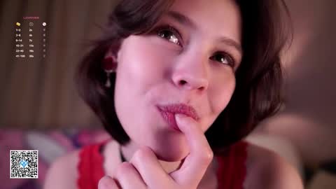 Sarah online show from 10/06/25, 01:14